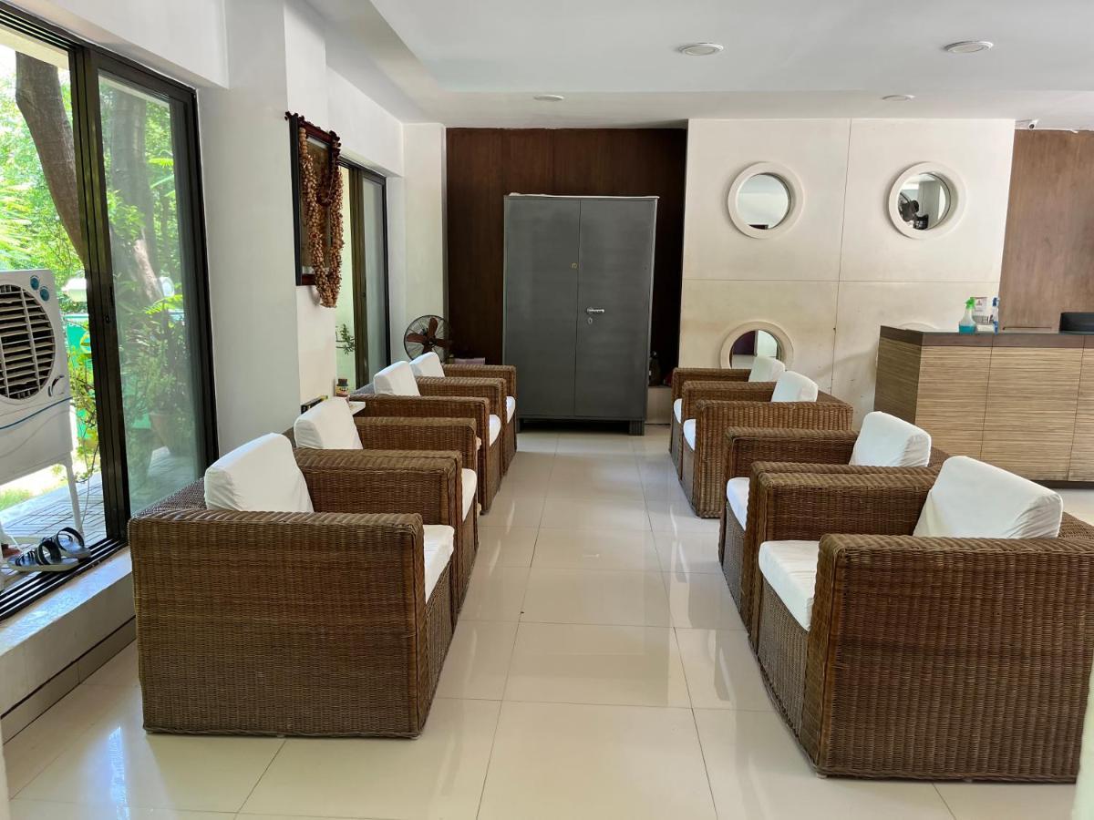 Asr Guesthouse Tirupati Zewnętrze zdjęcie